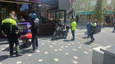 Balıkesir ‘in Bandırma ilçesinde yayaların kullandığı alanlarda motosiklet kullananlara ağır