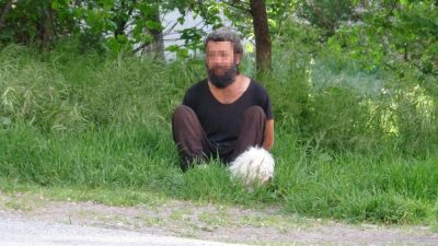 Balıkesir’de haftalardır görülmeyen yaşlı kadın için eve giden polis ekipleri