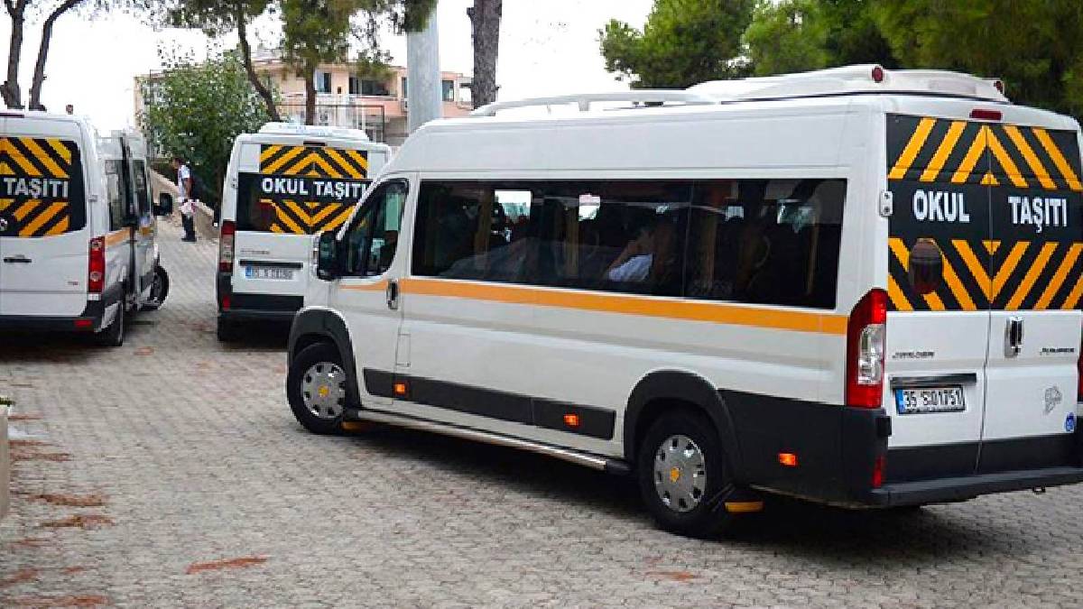 Kamu kurum ve kuruluşlarında personel taşımacılığında kullanılan servis araçlarına ilişkin