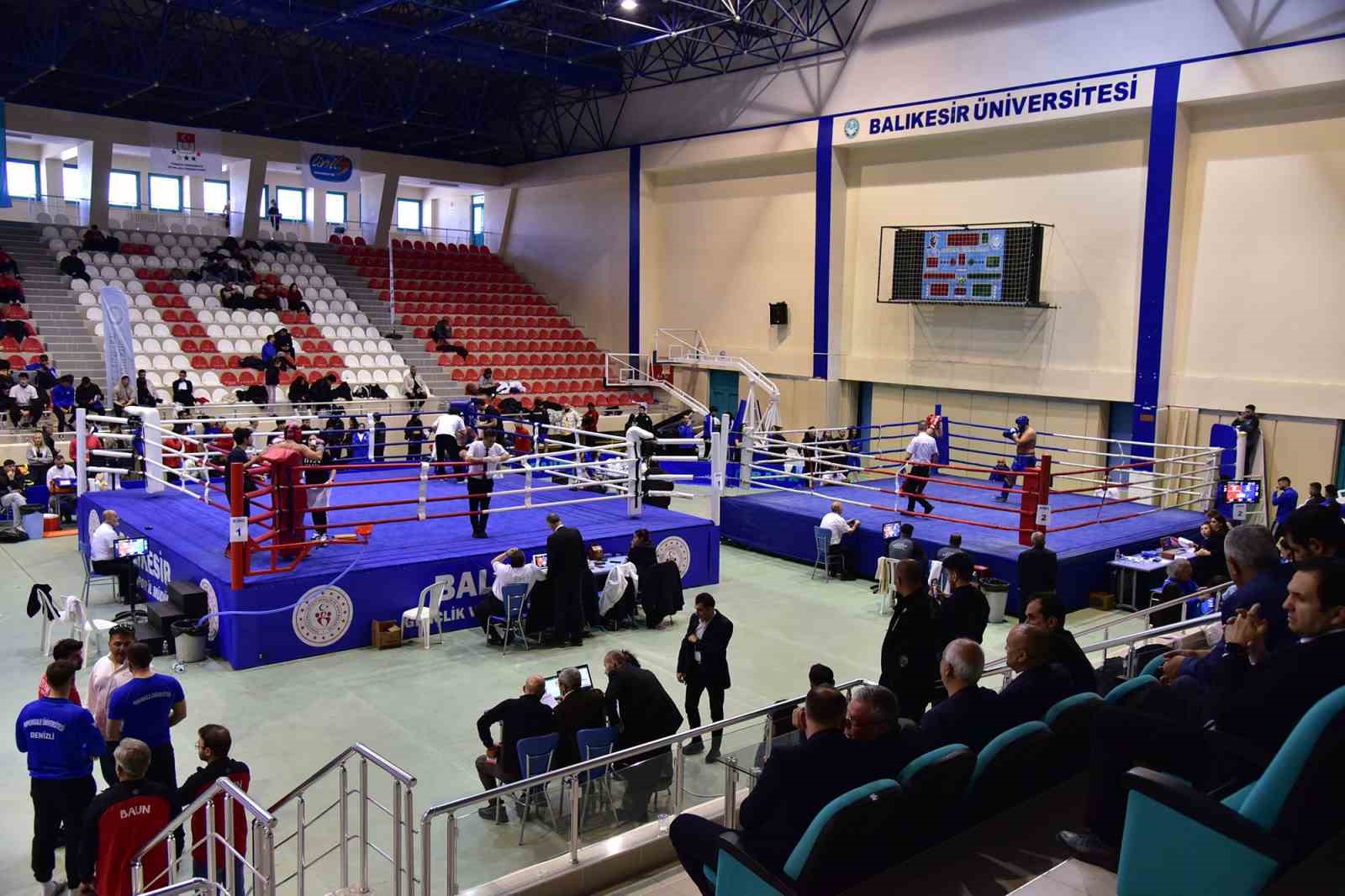 Türkiye Üniversite Sporları Federasyonu organizasyonuyla düzenlenen Üniversiteler Kick Boks Türkiye