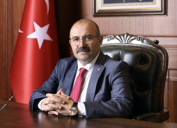 Balıkesir Valisi İsmail Ustaoğlu, 1 Mayıs Emek ve Dayanışma Günü’nde