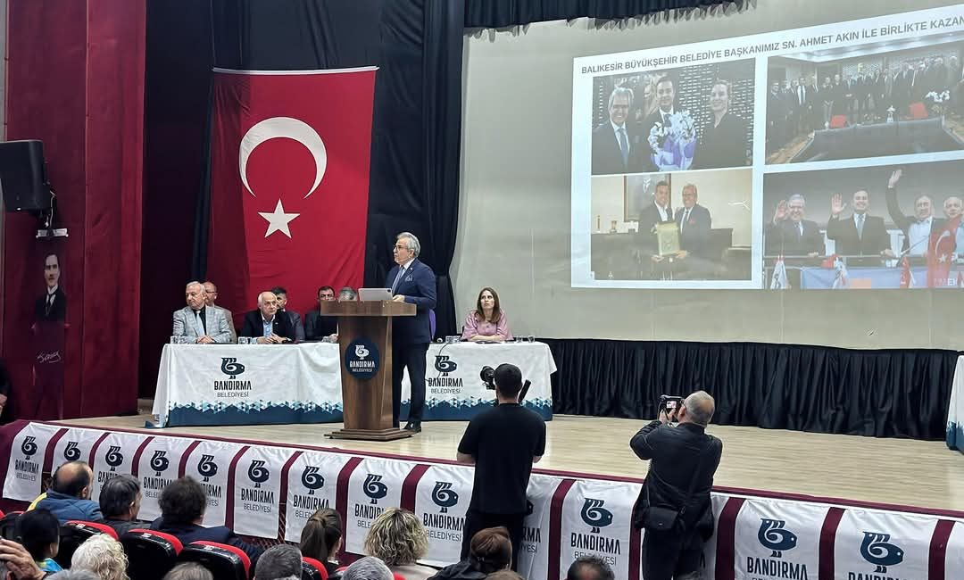 Başkan Mirza, Bandırma halkıyla buluştu: “Birlikte başardık, birlikte yürüyoruz” Bandırma Belediye Başkanı Dursun Mirza, göreve gelişinden bugüne yaptıklarını ve