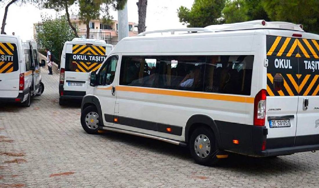 Personel servis araçlarında yeni dönem: Yaş sınırı değişti Kamu kurum ve kuruluşlarında personel taşımacılığında kullanılan servis araçlarına ilişkin