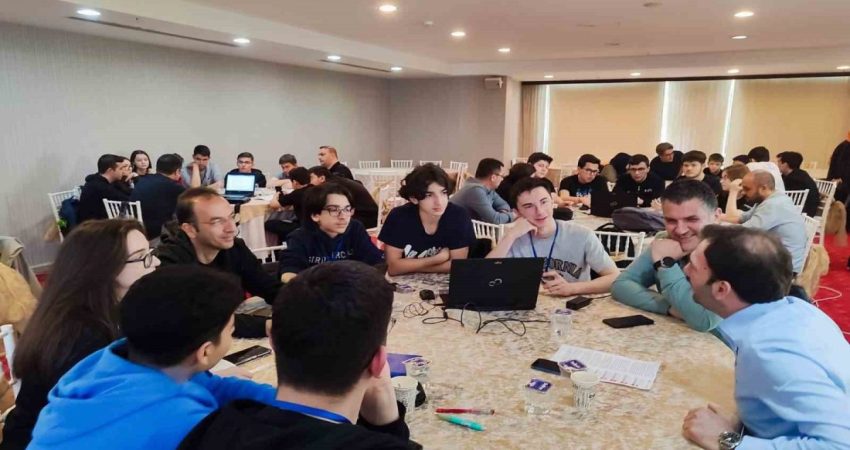 Yenilik ve Eğitim Teknolojileri Genel Müdürlüğü (YEĞİTEK) tarafından yürütülen GençTek