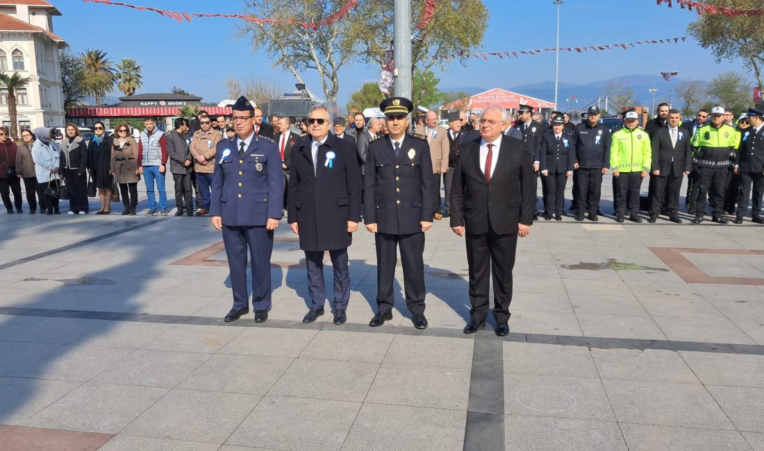 Türk Polis Teşkilatı’nın 180’inci kuruluş yıl dönümü, Bandırma Cumhuriyet Meydanı’nda