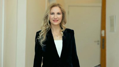 Göz Hastalıkları Uzmanı Op. Dr. Şeyda Atabay, göz altı torbalarının