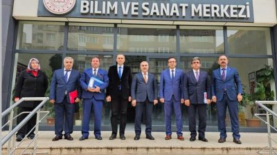 Balıkesir İl Milli Eğitim Müdürü Murat Demir ile Müdür Yardımcısı