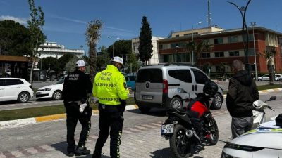 Gönen İlçe Emniyet Müdürlüğü ekipleri, motorlu araçlar, elektrikli bisikletler ve
