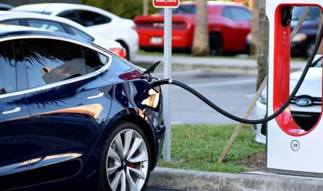 Türkiye’de elektrikli araçlara olan ilgi rekor seviyelere ulaşırken, artan satışlar