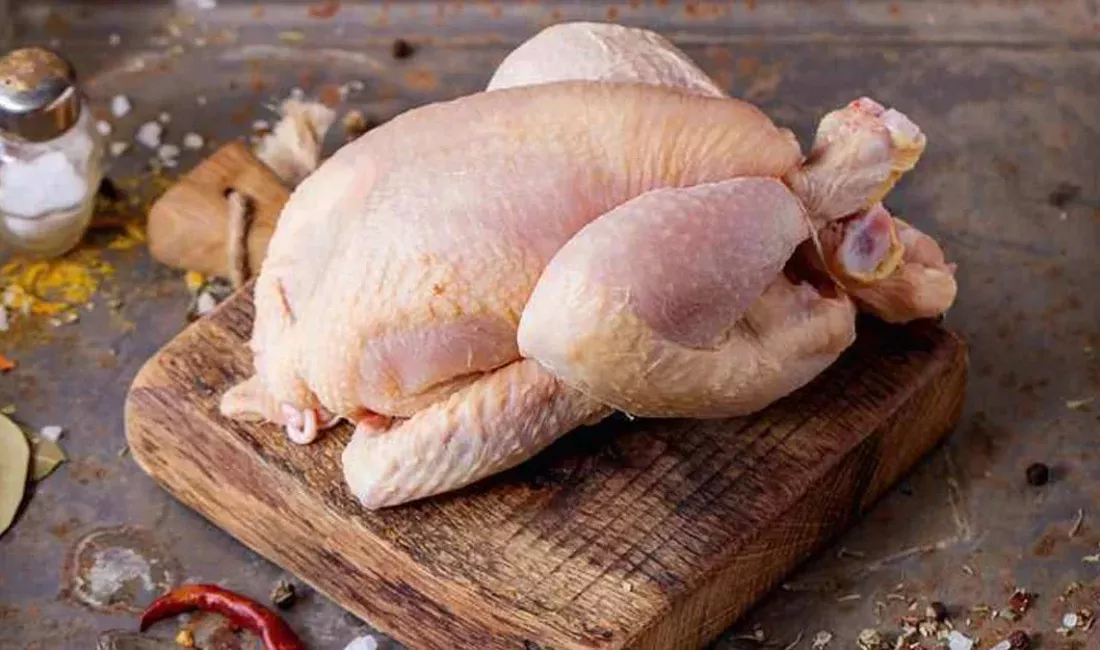 Özellikle sporcuların uygun fiyatlı tercihi olan tavuk eti, yüksek protein