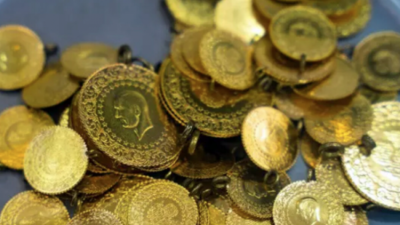 Altın ve Para Piyasaları Uzmanı İslam Memiş, altın fiyatlarıyla ilgili