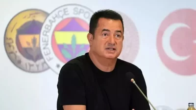 Fenerbahçe Asbaşkanı Acun Ilıcalı'nın görevini bıraktığı yönündeki iddialar sosyal medyada