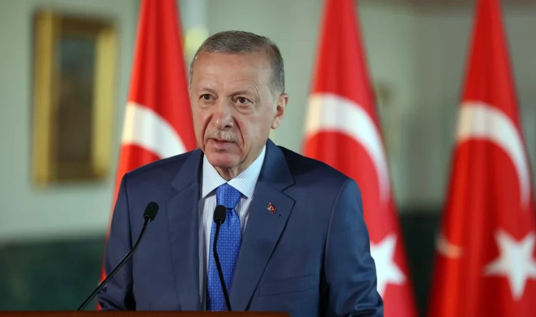 Yeni Anayasa hazırlıkları kapsamında oluşturulan 10 kişilik komisyona Cumhurbaşkanı Erdoğan
