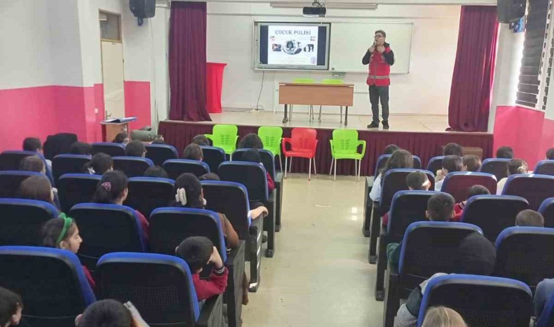 Bandırma İlçe Emniyet Müdürlüğü ekipleri, 1-30 Nisan tarihleri arasında öğrencilerin