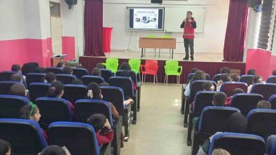 Bandırma İlçe Emniyet Müdürlüğü ekipleri, 1-30 Nisan tarihleri arasında öğrencilerin