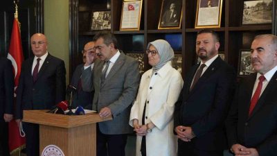 Milli Eğitim Bakanı Yusuf Tekin Balıkesir ziyaretinde Balıkesir’in eğitim-öğretimini ilgilendiren