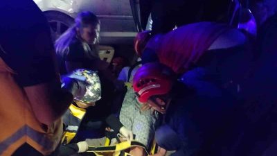 Balıkesir’in Altıeylül ilçesinin Pamukçu mevkiinde meydana tek taraflı trafik kazasında