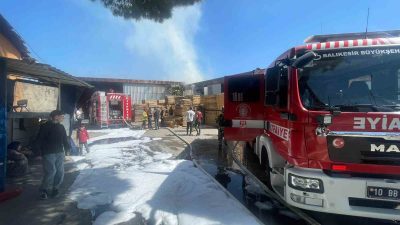 Balıkesir’in Altıeylül ilçesine bağlı Gümüşçeşme Mahallesi, Eski Kepsut Yolu Caddesi