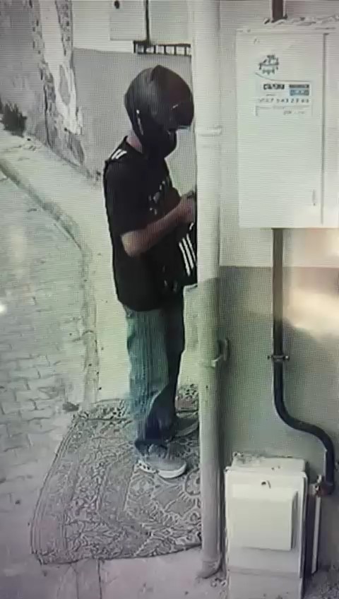 Balıkesir’in Havran ilçesinde, kendisini polis olarak tanıtan dolandırıcılar, yaşlı bir