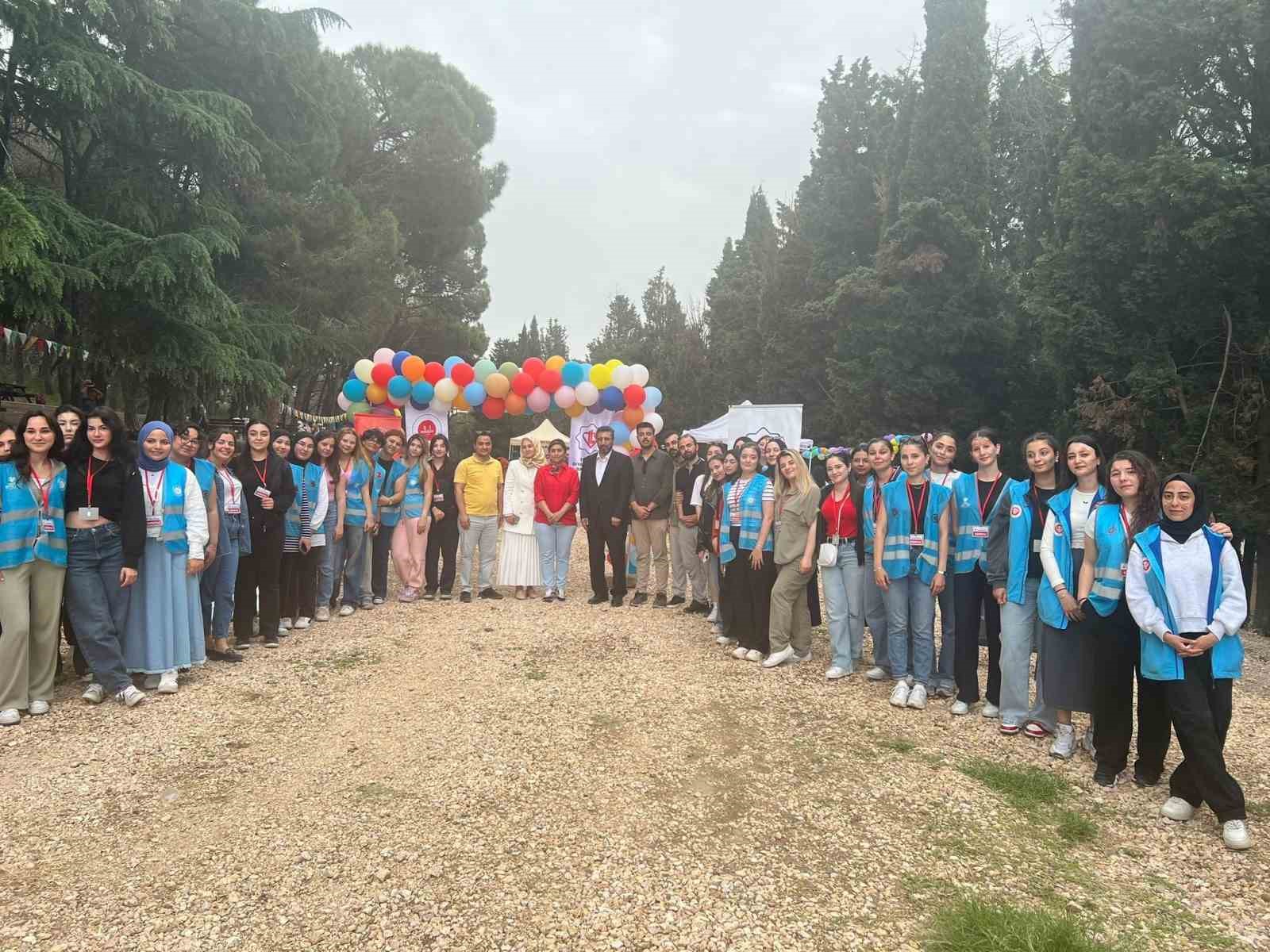 Balıkesir’in Bandırma ilçesinde İlçe Müftülüğü, Çocuk Evleri’nde etkinlik düzenledi.