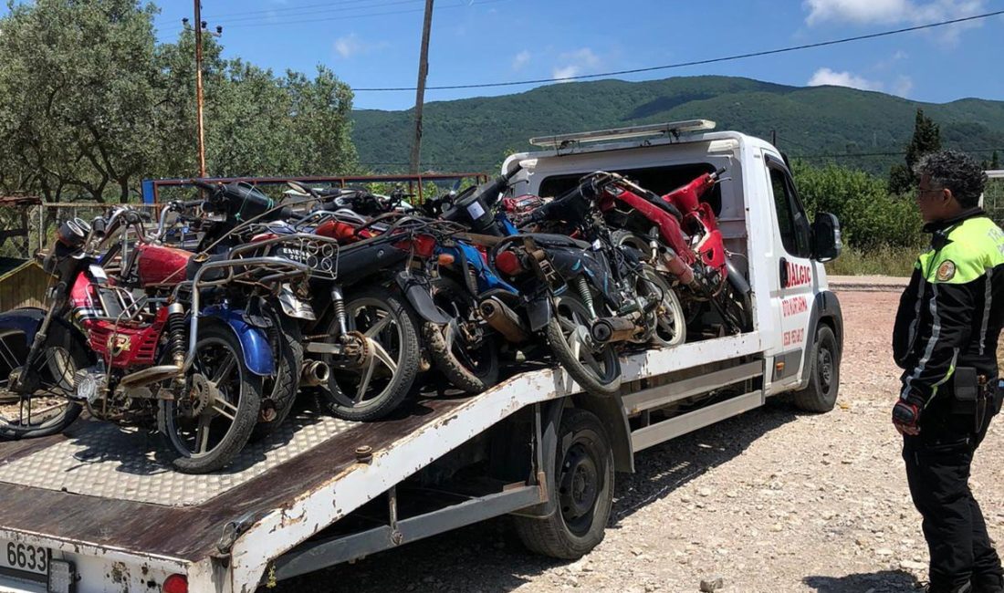 Erdek İlçe Emniyet Müdürlüğü, yaklaşan turizm hareketliliği öncesinde şehir merkezindeki