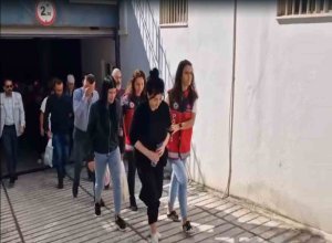 Balıkesir’de polis ekipleri fuhşun önüne geçebilmek adına kapsamlı bir operasyon