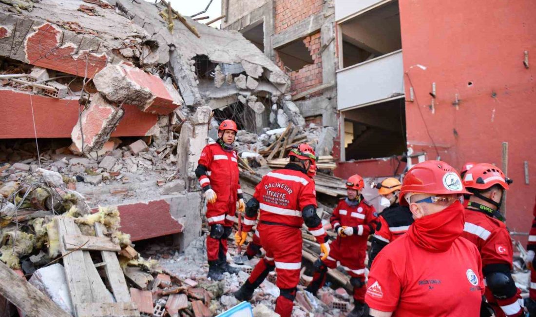Balıkesir İtfaiyesi doğal afetlere karşı teyakkuzda Balıkesir İtfaiyesi, Balıkesir Valiliği Afet ve Acil Durum Müdürlüğü (AFAD)