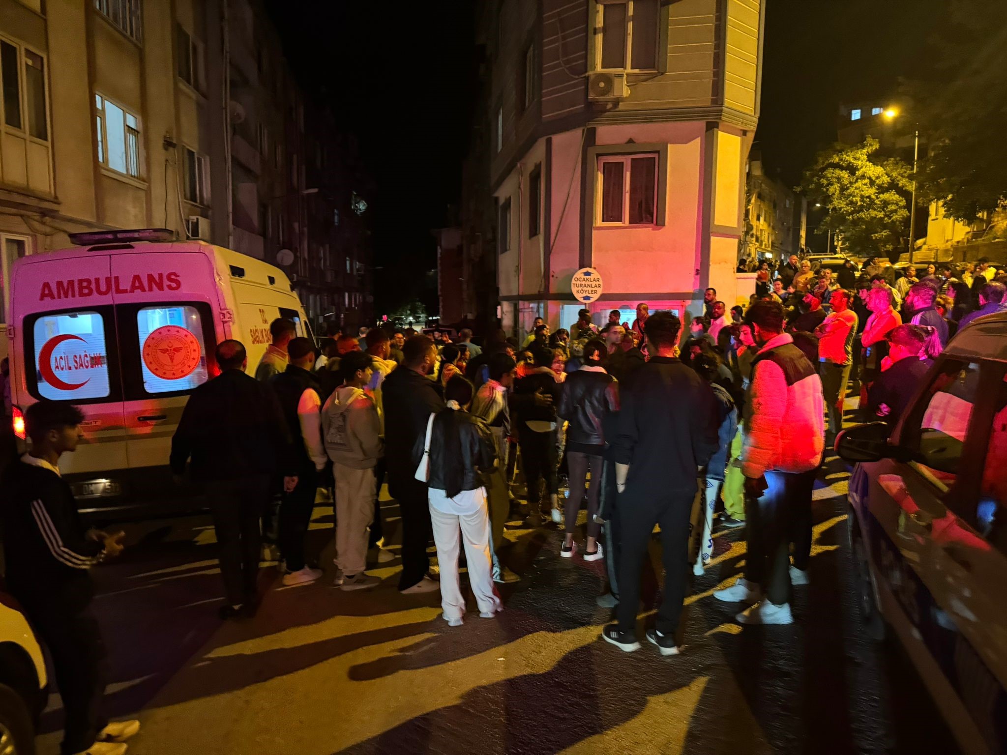 Erdek’te dün gece meydana gelen kavgada Nurettin Keskin (36) hayatını