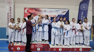 Balıkesir il seçmeleri kapsamında düzenlenen karate turnuvası, Şehit Turgut Solak