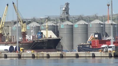 Toz, mazot, gaz, pis koku Liman değil adeta çevre felaketi