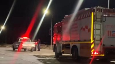 Balıkesir’in Bandırma ilçesinde sahil kıyısındaki dalgakıran kayalıklarında bir ceset bulundu.