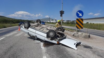 Balıkesir'in Gönen ilçesi Buğdaylı Mahallesi yakınlarında meydana gelen trafik kazasında