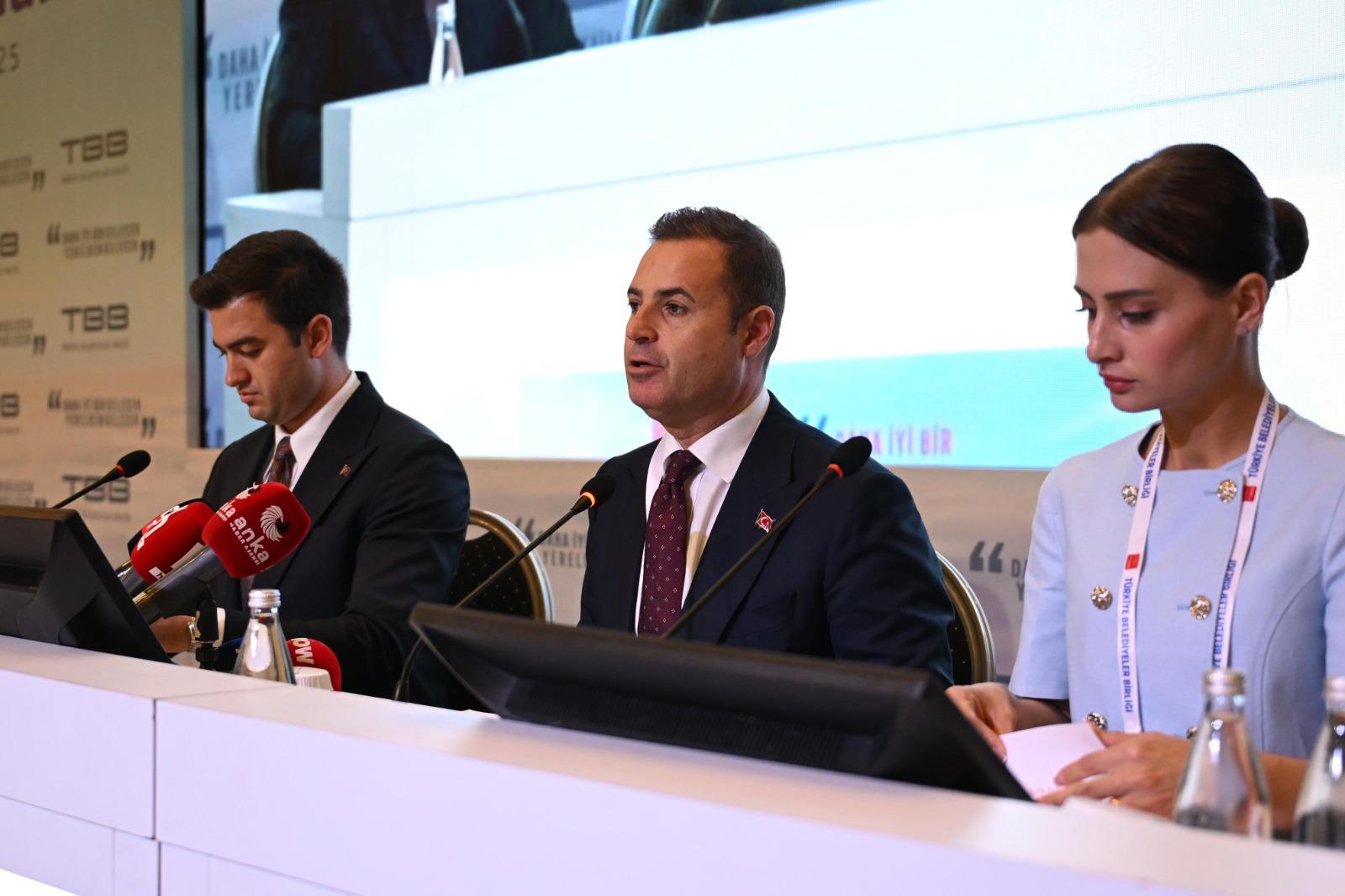 Balıkesir Büyükşehir Belediye Başkanı Ahmet Akın, Türkiye Belediyeler Birliği (TBB)