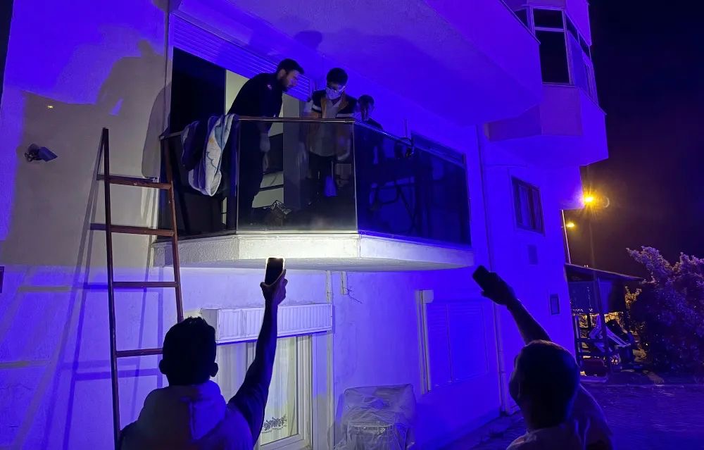Erdek bu akşam korkunç bir cinayet olayı ile sarsıldı. 22