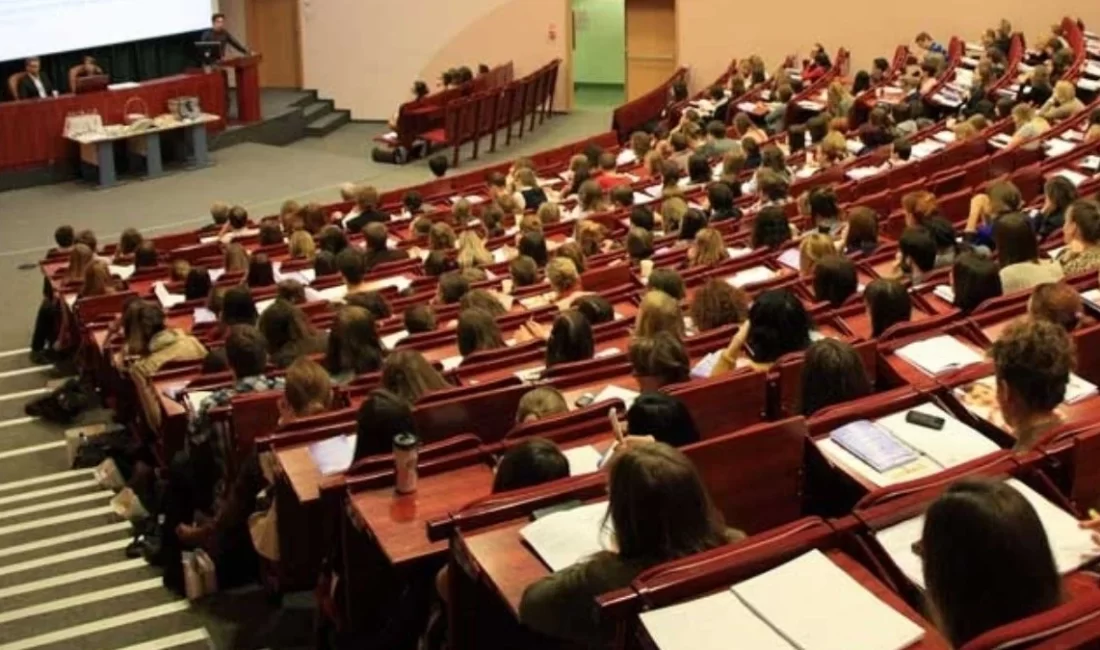 Devlet Üniversitelerine profesör ve doçent atamaları esnetildi YÖK’ün yaptığı yönetmelik değişikliğiyle, öğretim üyesi temininde güçlük çekilen devlet