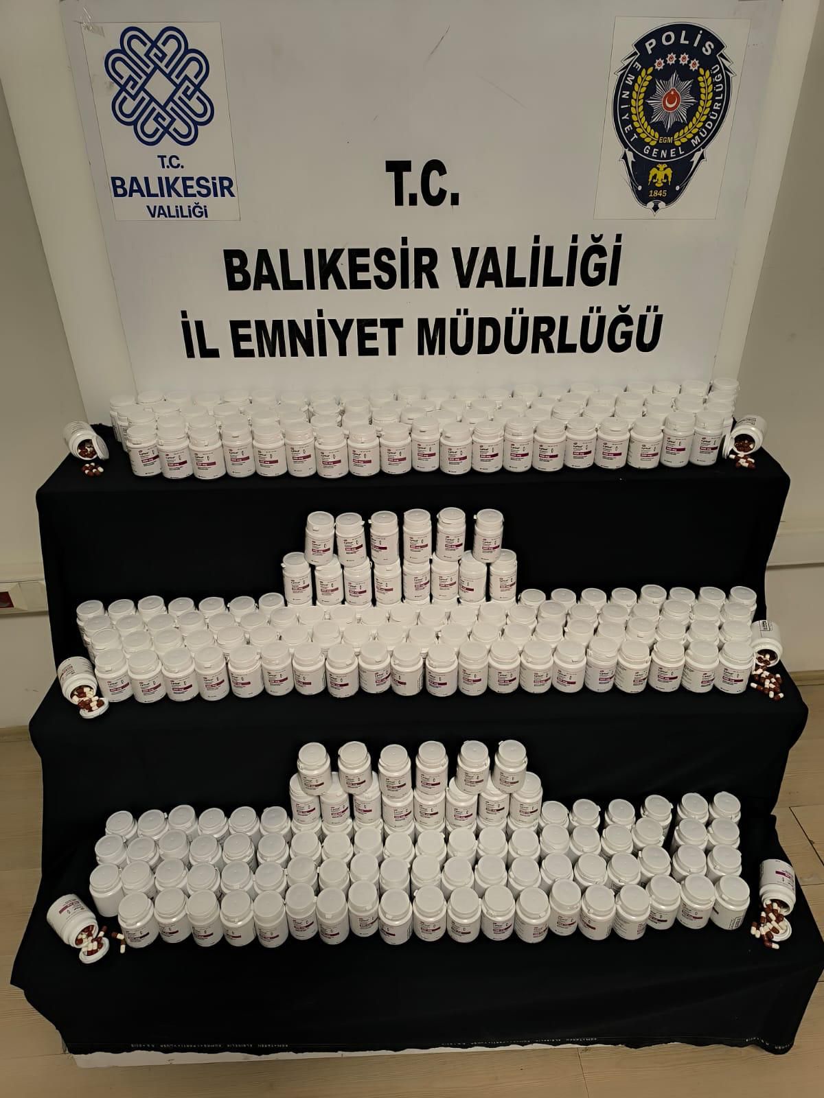 Balıkesir'de Narkotik Suçlarla Mücadele ekiplerince düzenlenen operasyonda 15 bin 346