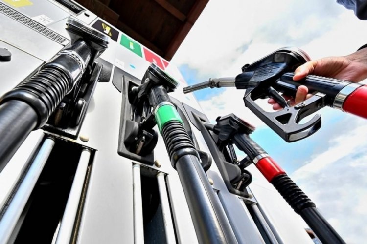 Brent petrol fiyatının 67 dolara ulaşmasının ardından akaryakıt fiyatlarında değişikliğe