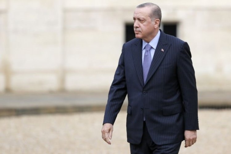 Cumhurbaşkanı Erdoğan, Meclis çıkışı sorulan "Asgari ücrete ara zam var