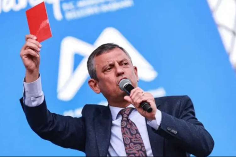 CHP lideri Özgür Özel, Türkiye Esnaf ve Sanatkarları Konfederasyonu'nu (TESK)