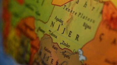 Nijer'in Tillaberi bölgesinde cami avlusunda toplanan cemaate düzenlenen terör saldırısında
