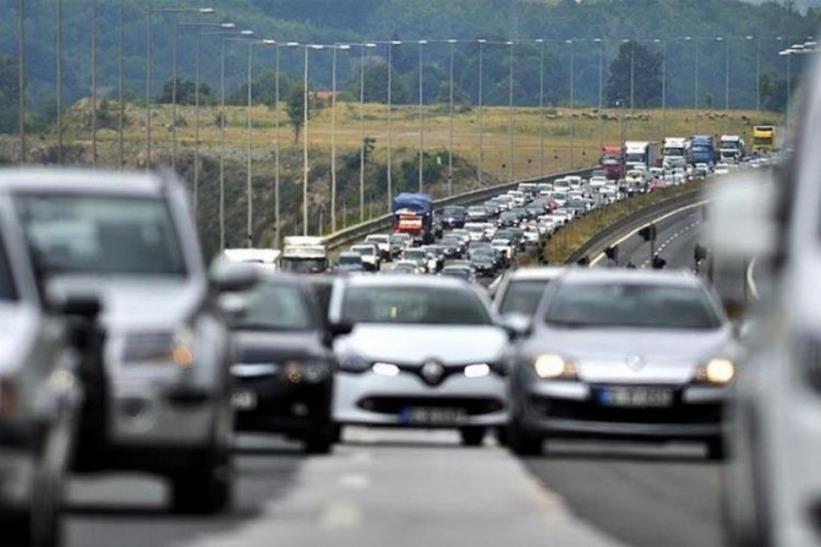Milyonlarca vatandaşın merakla takip ettiği ikinci el otomobil piyasasında Ticaret