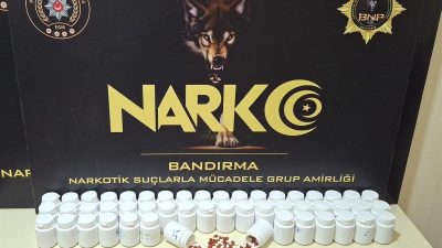 Balıkesir’in Bandırma ilçesinde polis ekiplerince düzenlenen operasyonda, 2 bin 710