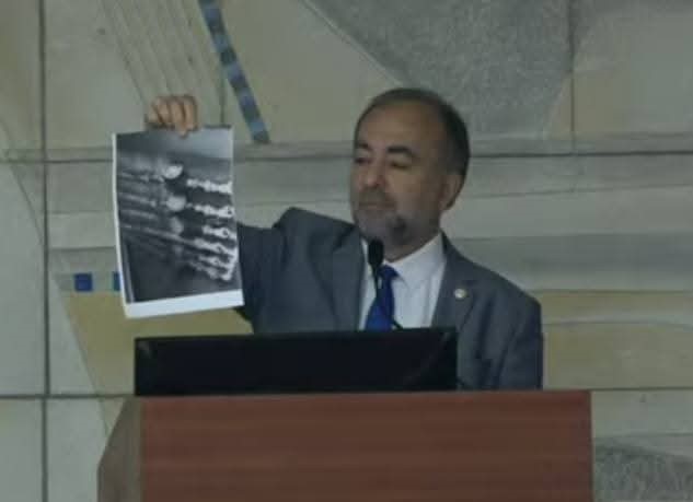 Cumhuriyet Halk Partisi (CHP) Balıkesir il binasında bulunan su sayaçları