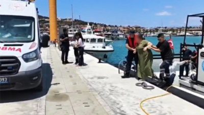 Balıkesir’in Ayvalık ilçesi açıklarında gezi teknesinde rahatsızlanan 1 kişi, Sahil