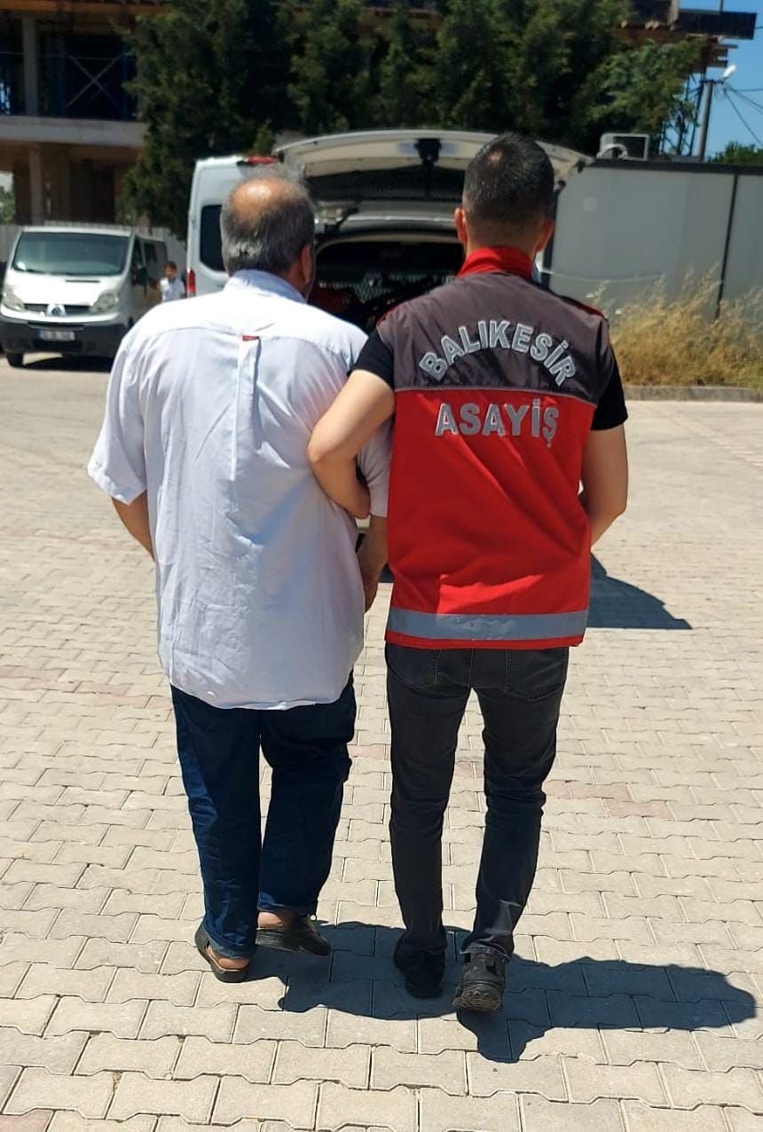 Balıkesir’de 3 farklı olaydan aranan ve hakkında 35 yıl kesinleşmiş