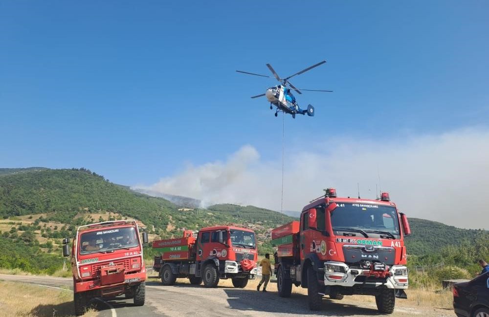 Balıkesir’de dün orman alanları ve tarım arazileri, havanın yüksek sıcaklığı,