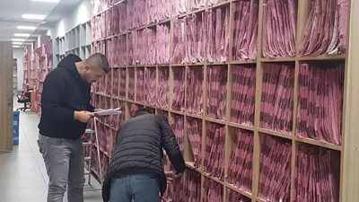 Yurttaşların bankalara olan borcu rekor seviyelere ulaşırken icra dairelerine gelen