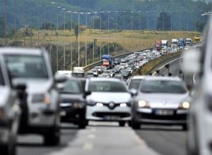 Milyonlarca vatandaşın merakla takip ettiği ikinci el otomobil piyasasında Ticaret