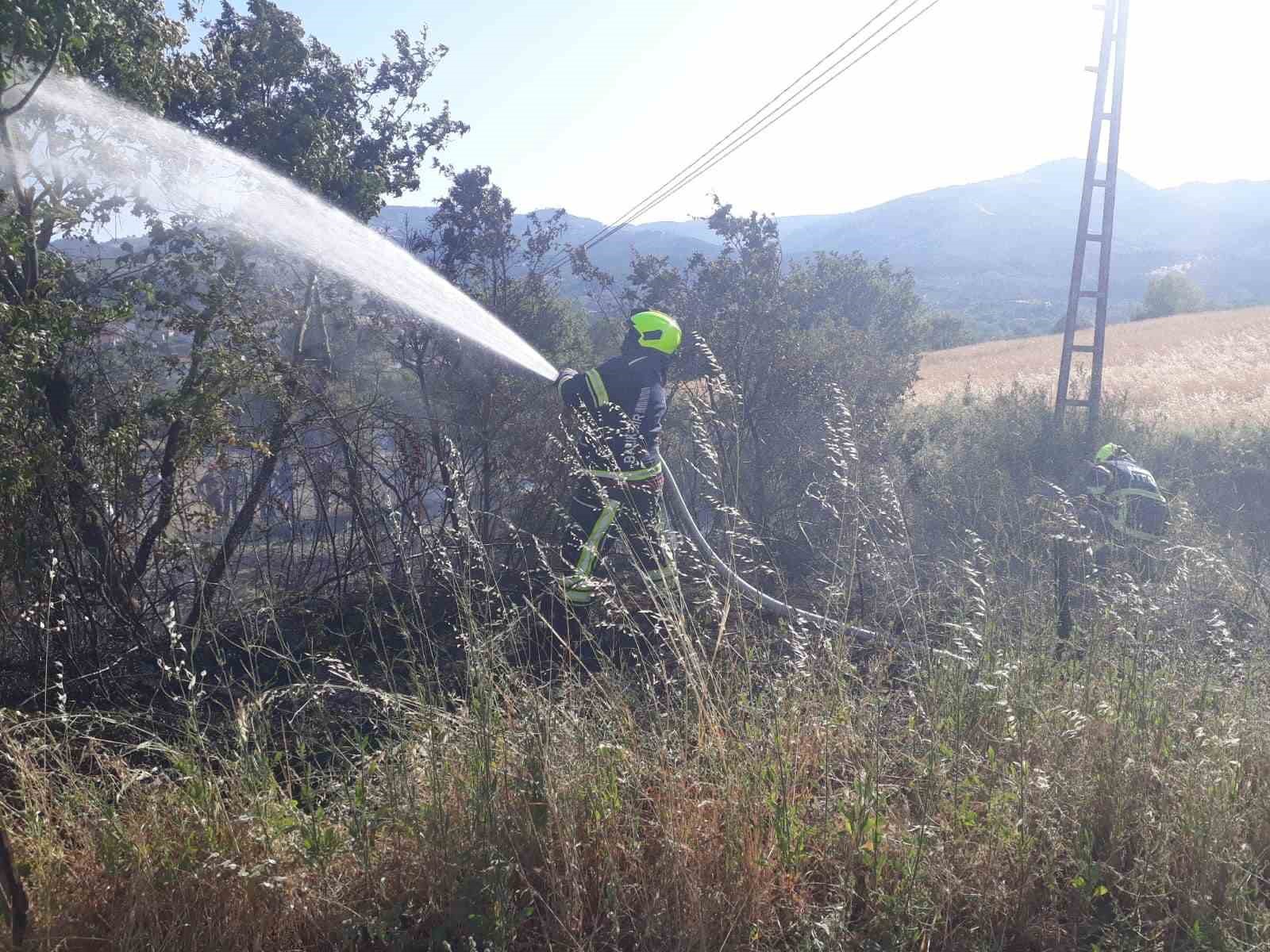Balıkesir İtfaiye Daire Başkanlığı’na bağlı ekipler, il genelinde son 9