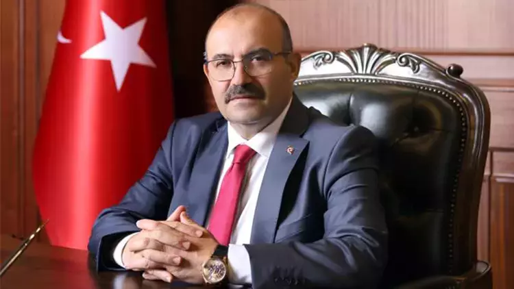 Balıkesir Valisi İsmail Ustaoğlu, Türk Kızılay’ın 157’nci kuruluş yıl dönümü